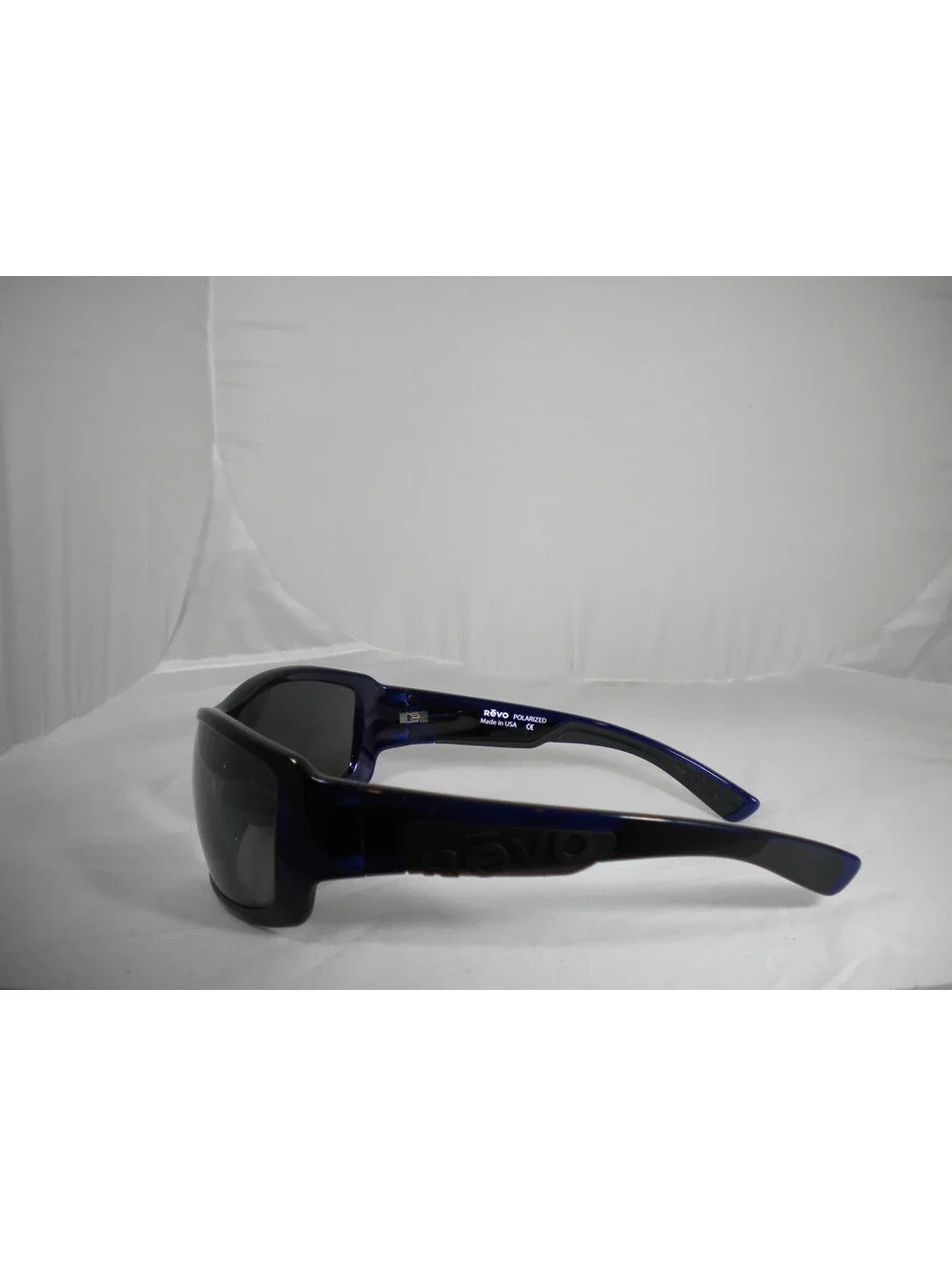 REVO RE 1005 05 STRAIGHTSHOT Polarized Navy Crystal Graphite (R-08)